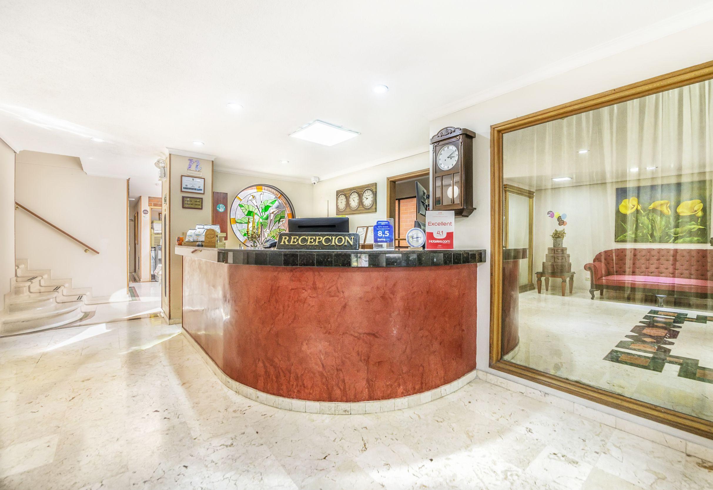Hotel San Pedro Del Fuerte Medellin Bagian luar foto