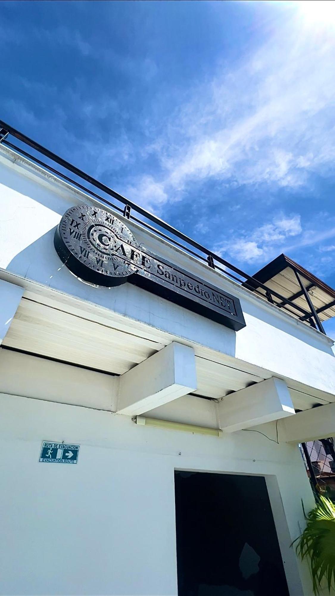 Hotel San Pedro Del Fuerte Medellin Bagian luar foto