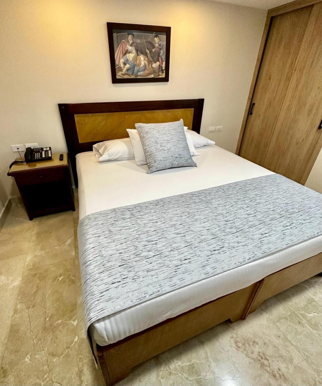 Hotel San Pedro Del Fuerte Medellin Bagian luar foto