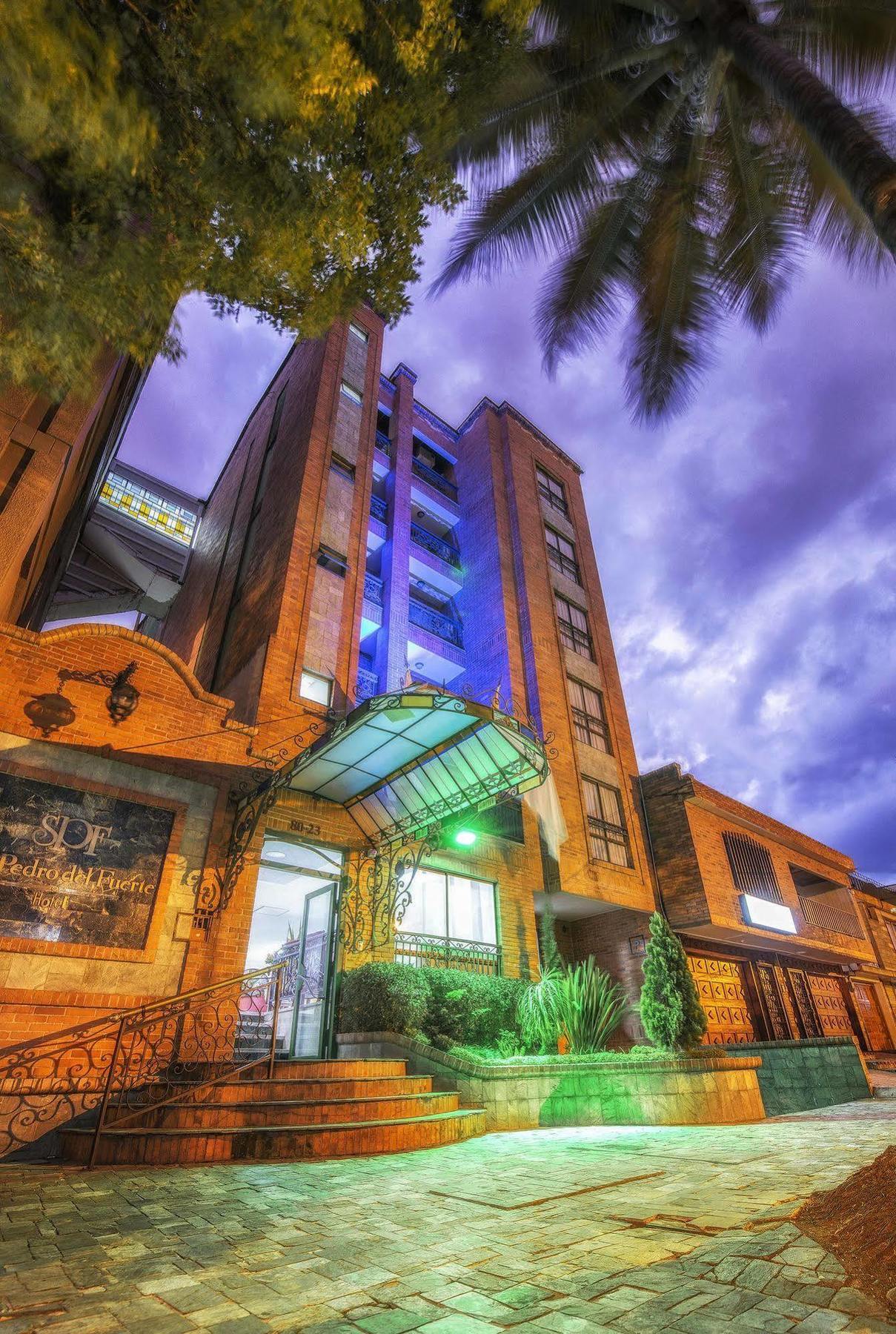 Hotel San Pedro Del Fuerte Medellin Bagian luar foto