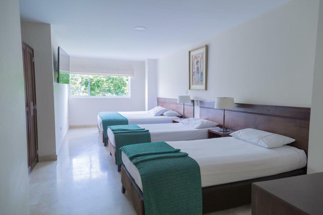 Hotel San Pedro Del Fuerte Medellin Bagian luar foto