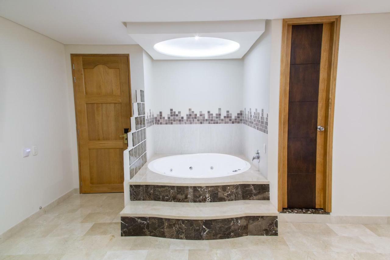 Hotel San Pedro Del Fuerte Medellin Bagian luar foto