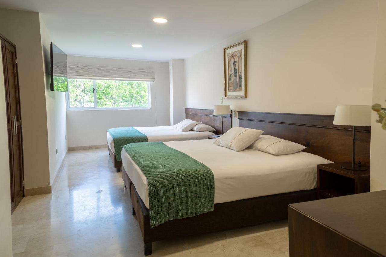 Hotel San Pedro Del Fuerte Medellin Bagian luar foto
